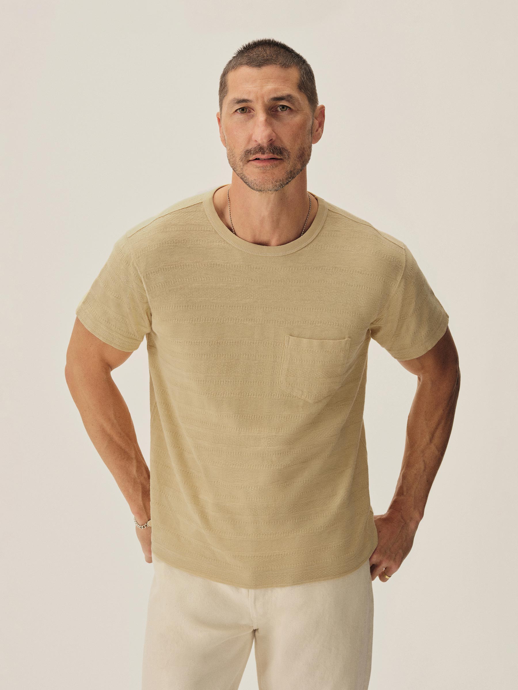 Alternative view of Barley Vintage Jacquard Pocket Tee