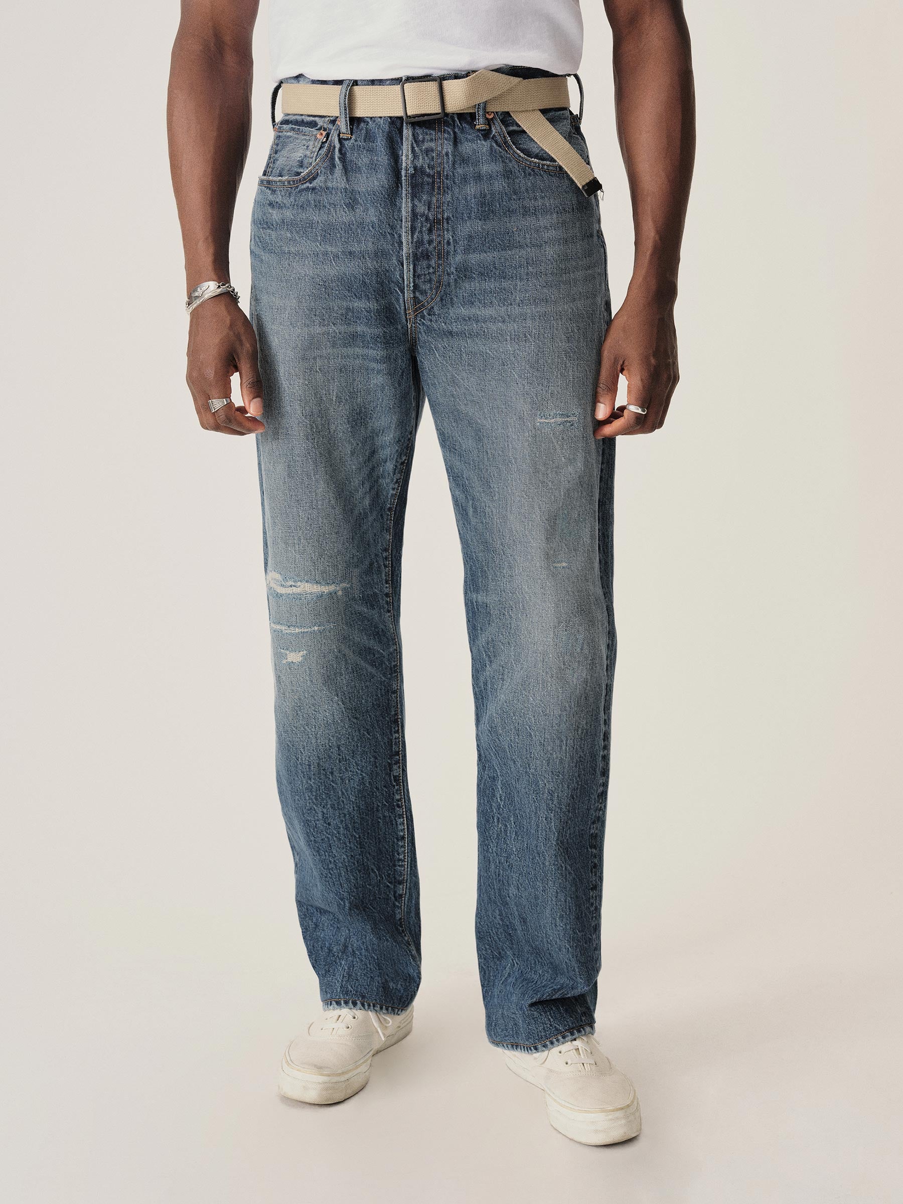 Alternative view of M053 Japanese Loomstate Selvedge Full Saddle Jean