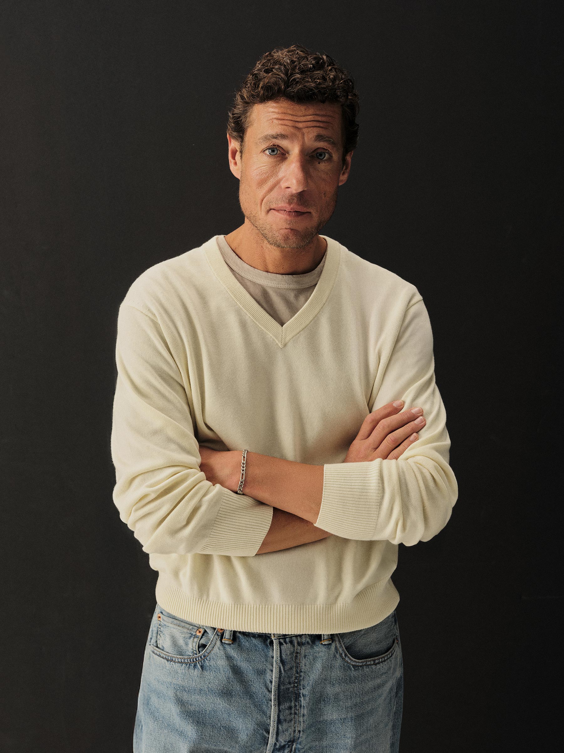 Alternative view of Natural Como Cashmere V-Neck