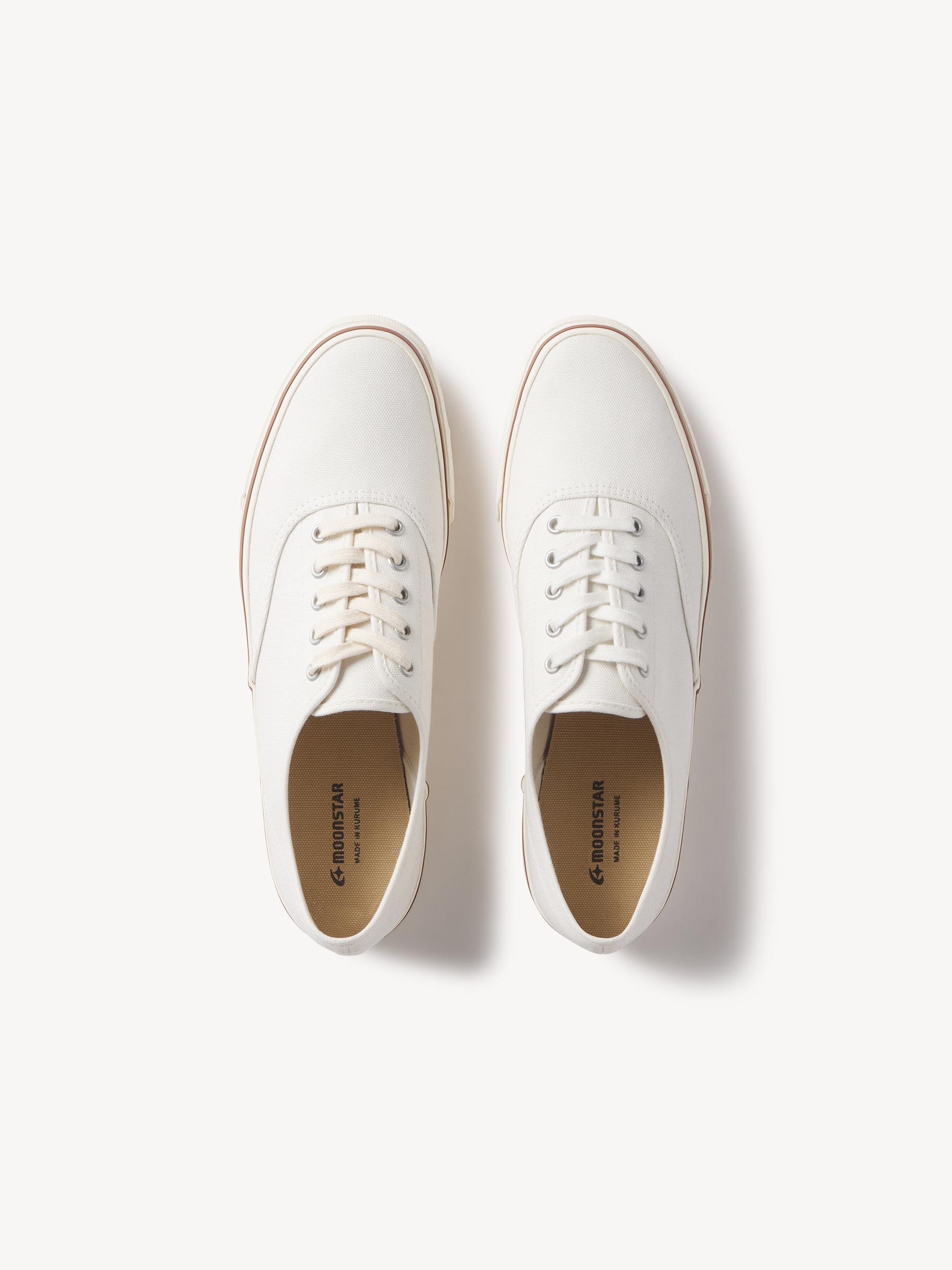 Alternative view of White Deck Shoe