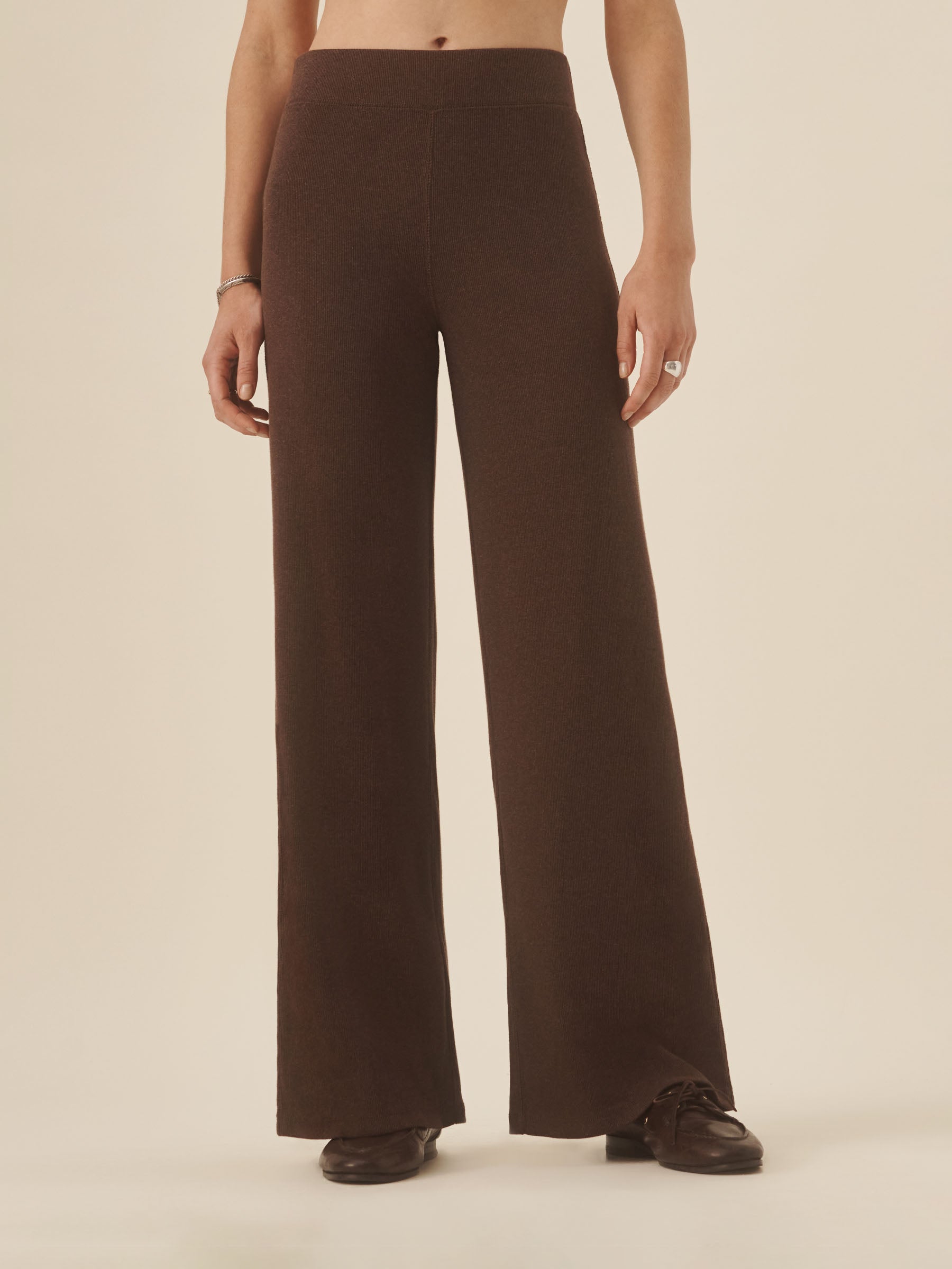 Alternative view of Marled Chestnut Surplus Rib Weekender Pant