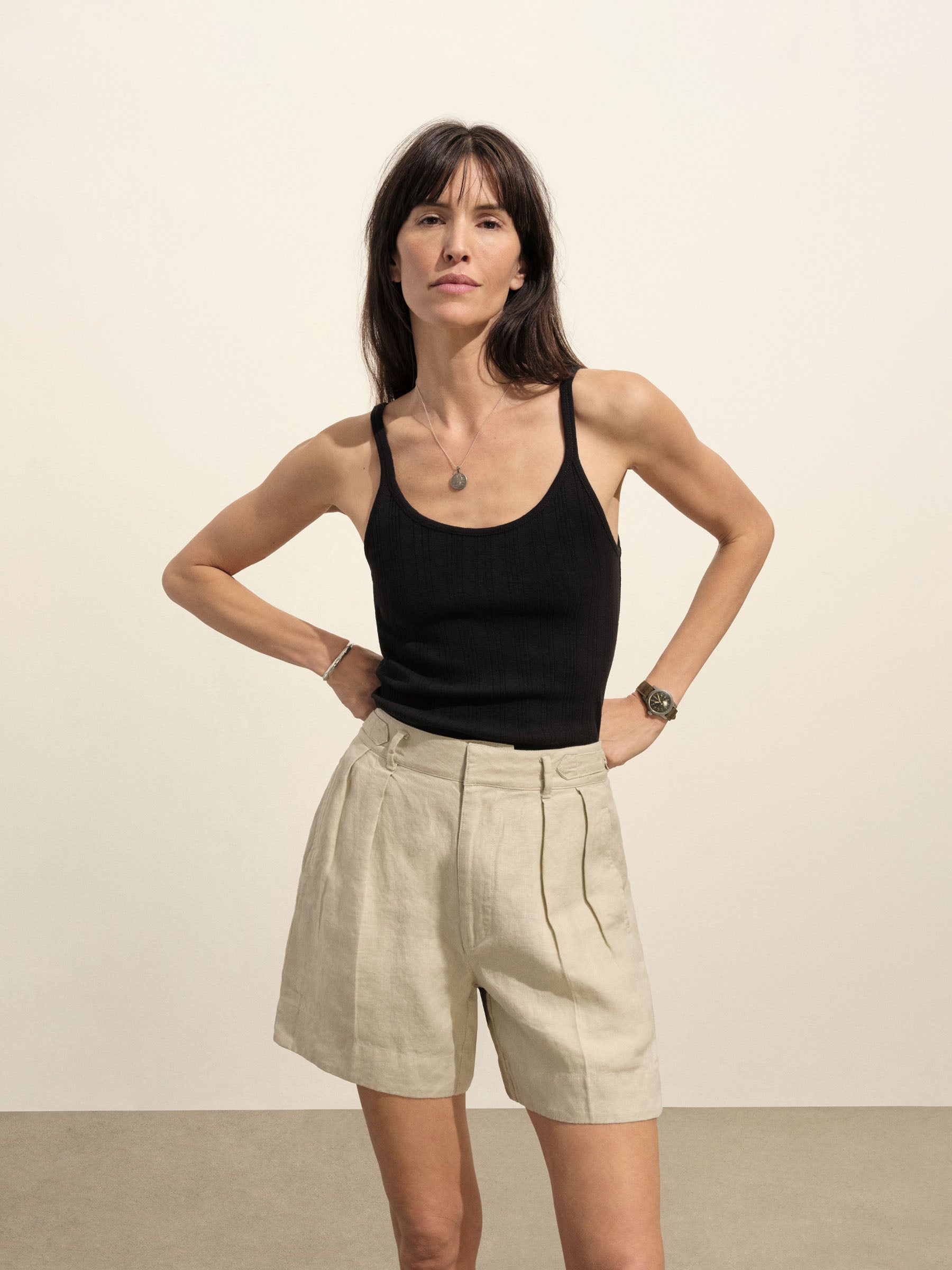 Alternative view of Soft Sand Riviera Linen Pleated Short