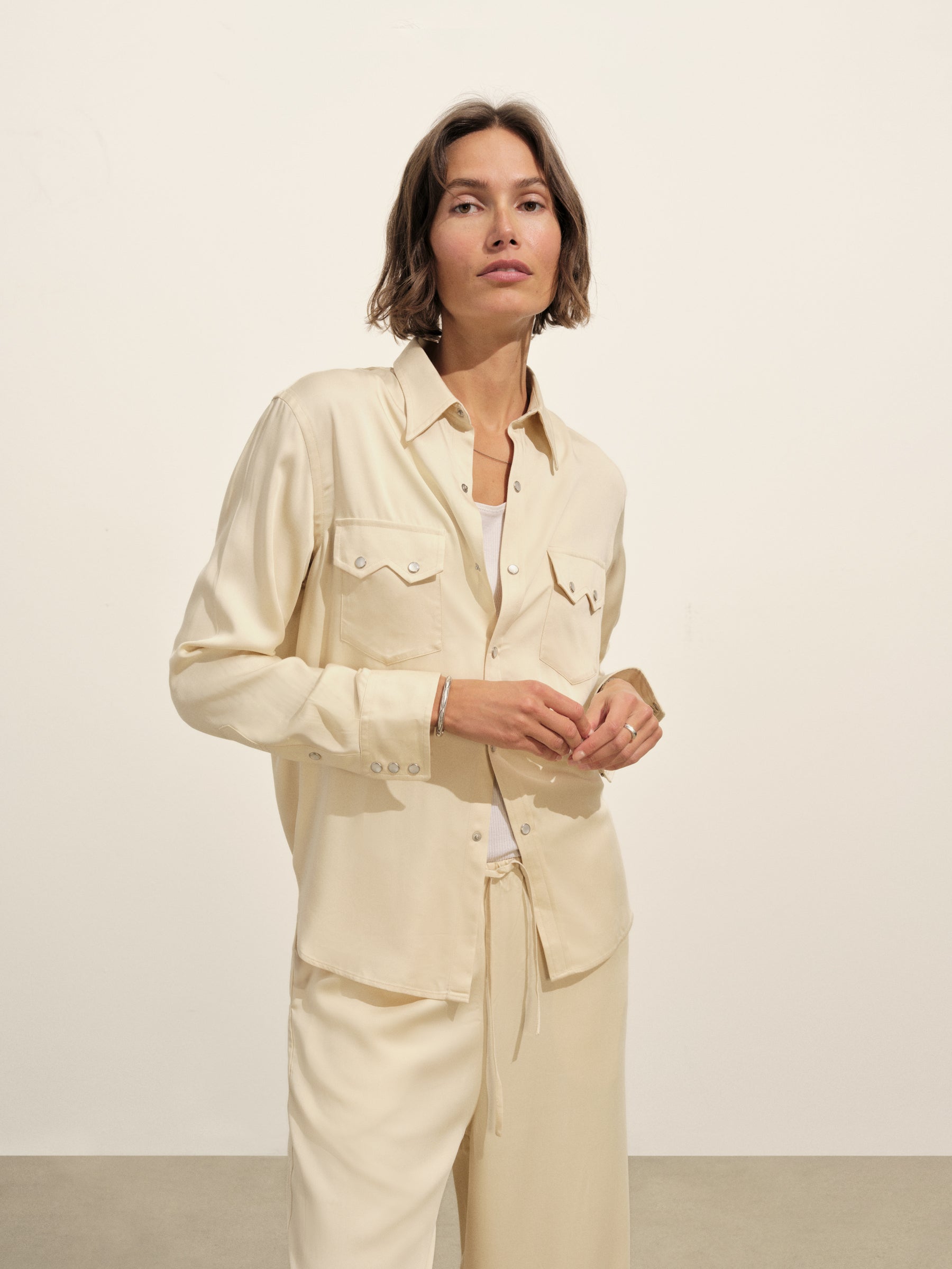 Alternative view of Oyster Duskdream Satin Western Shirt