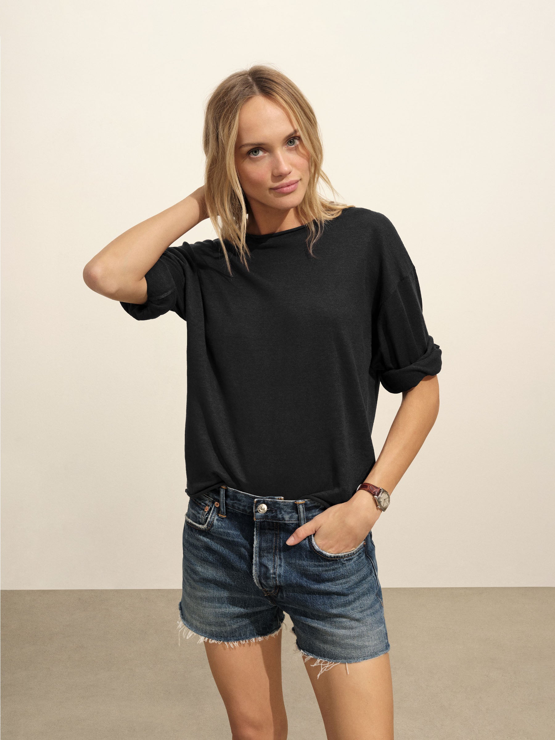 Alternative view of M051 Strider Cut-Off Short