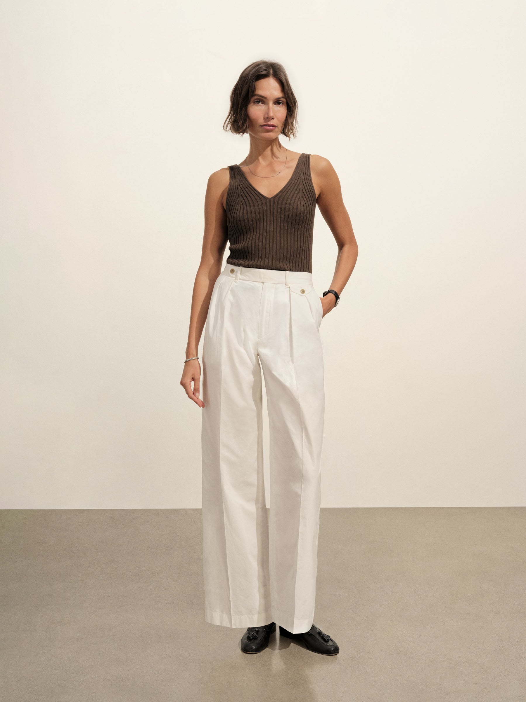 Alternative view of White Paperweight Poplin Pleated Trouser