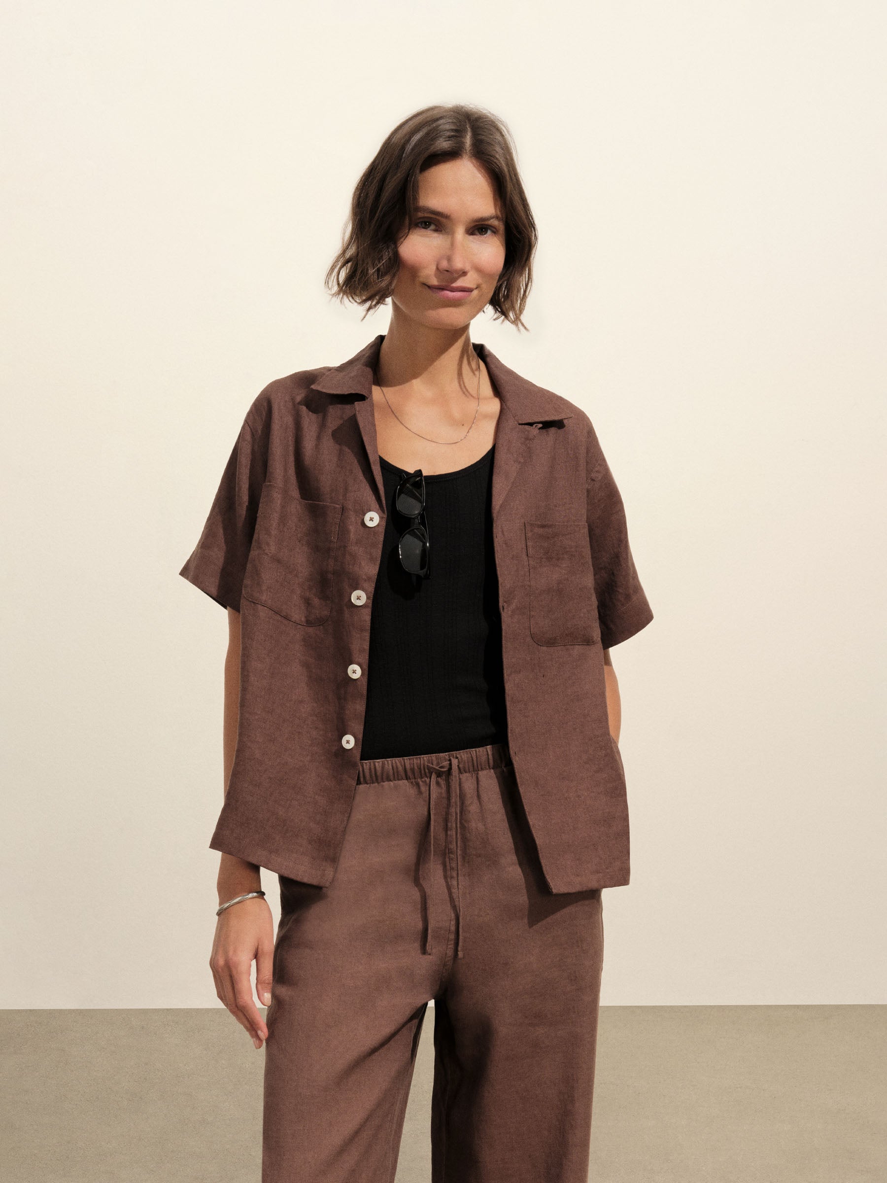 Alternative view of Bonfire Crosshatch Linen Camp Shirt