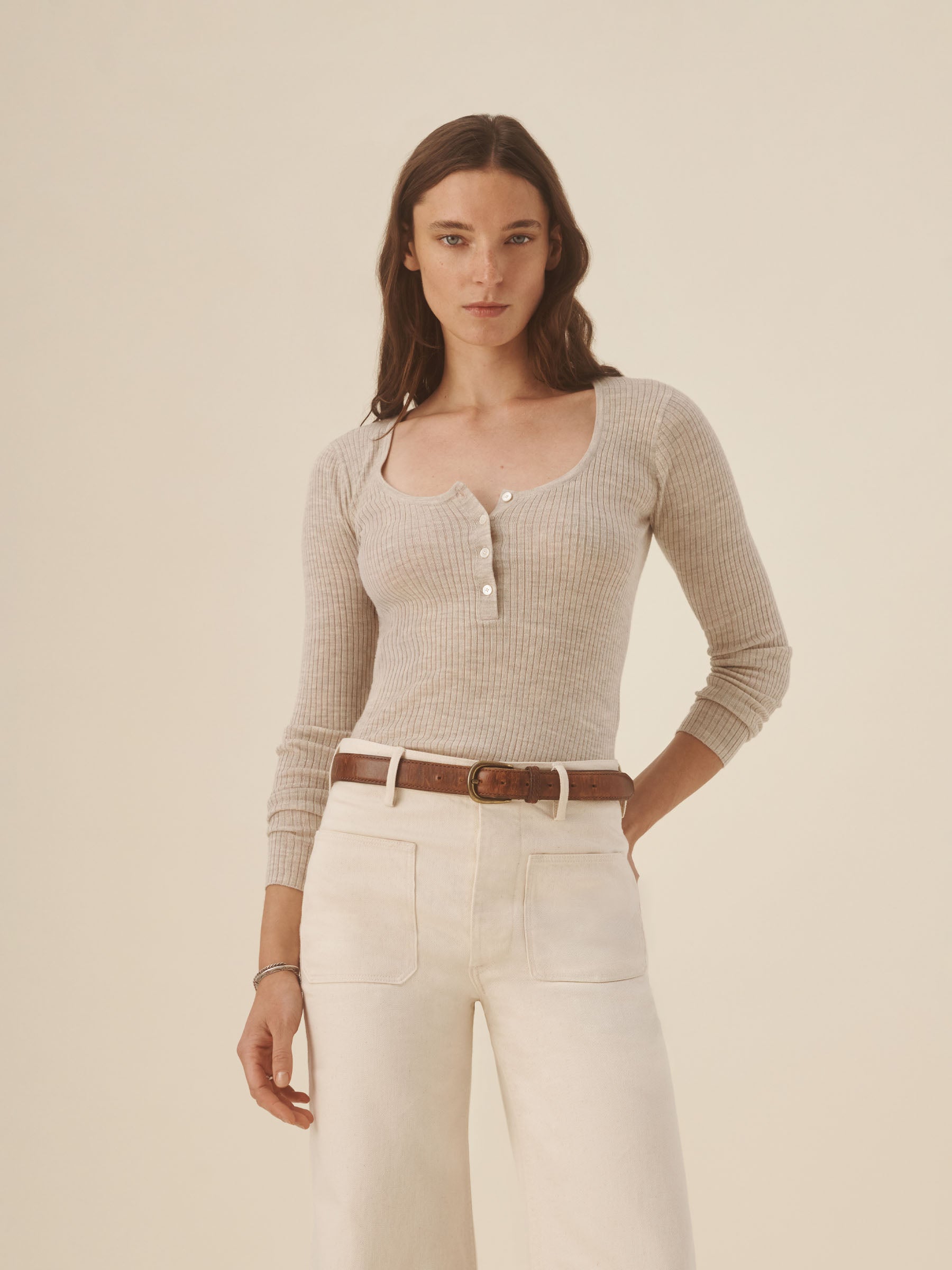 Alternative view of Heather Oat Featherweight Silk Cashmere Scoop Henley