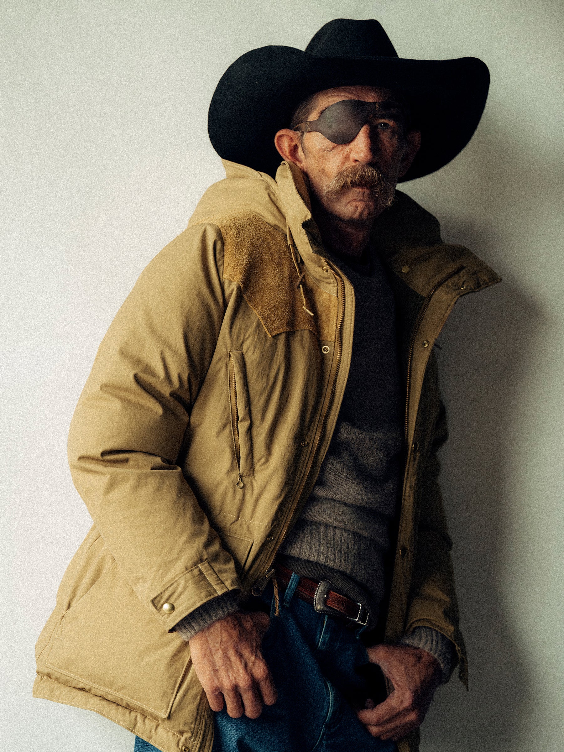 Alternative view of Classic Khaki Rocky Mountain Featherbed X Buck Mason Down Parka